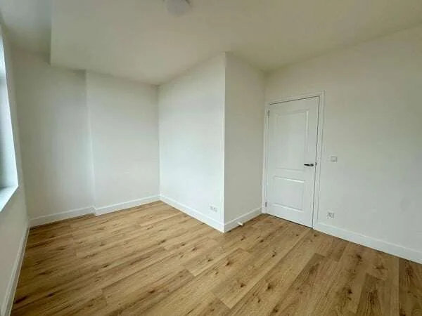 Foto van de Appartement gelegen aan de Admiraal De Ruijterweg in Amsterdam