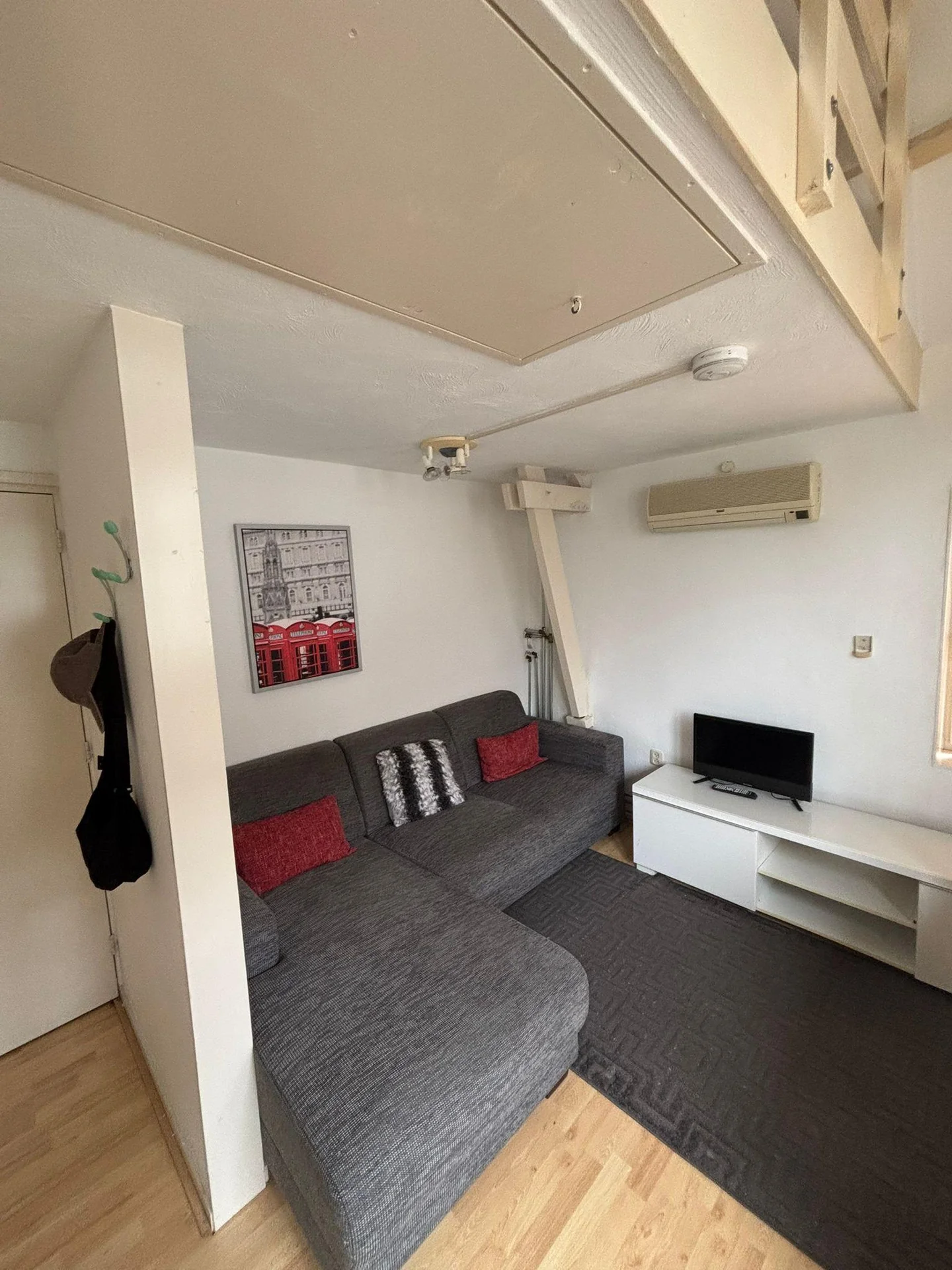 Foto van de Studio gelegen aan de Rijksweg-Noord in Elst