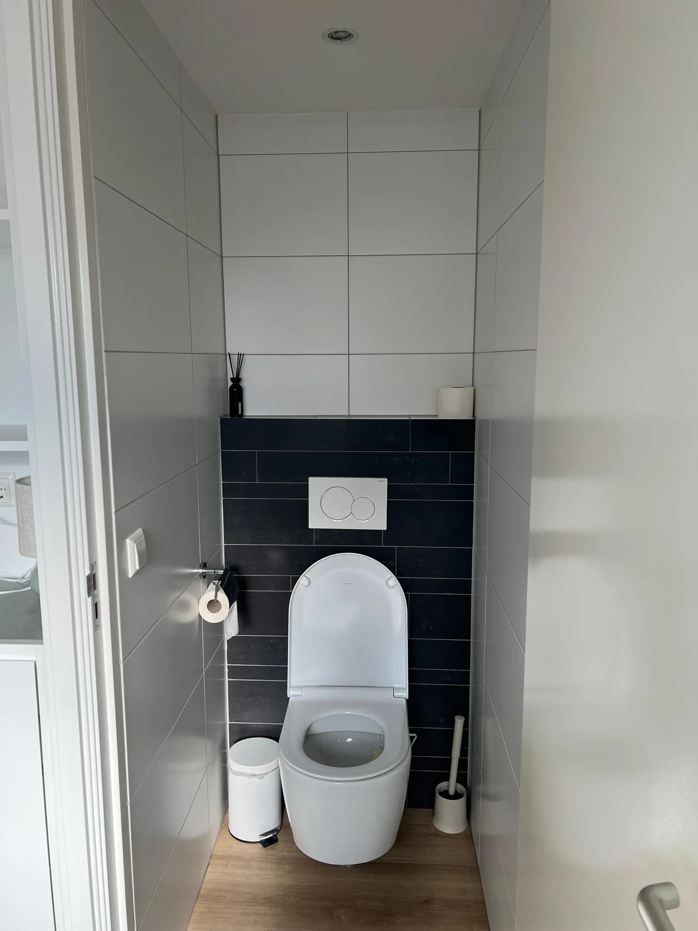 Foto van de Studio gelegen aan de Van Tuyll van Serooskerkenweg in Amsterdam