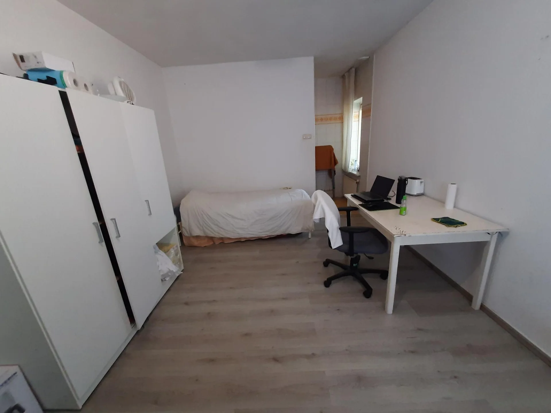 Foto van de Kamer gelegen aan de Leeuweriklaan in IJmuiden