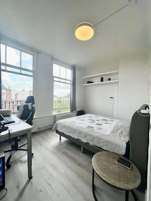 Foto van de Appartement gelegen aan de Koninginneweg in Amsterdam