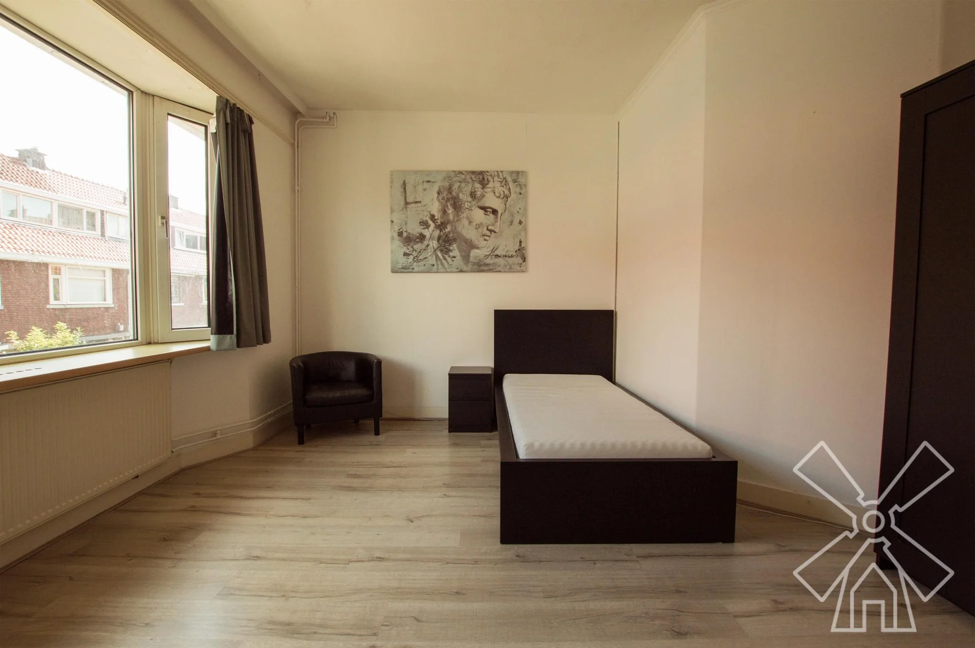 Foto van de Kamer gelegen aan de Van den Berghstraat in Den Haag