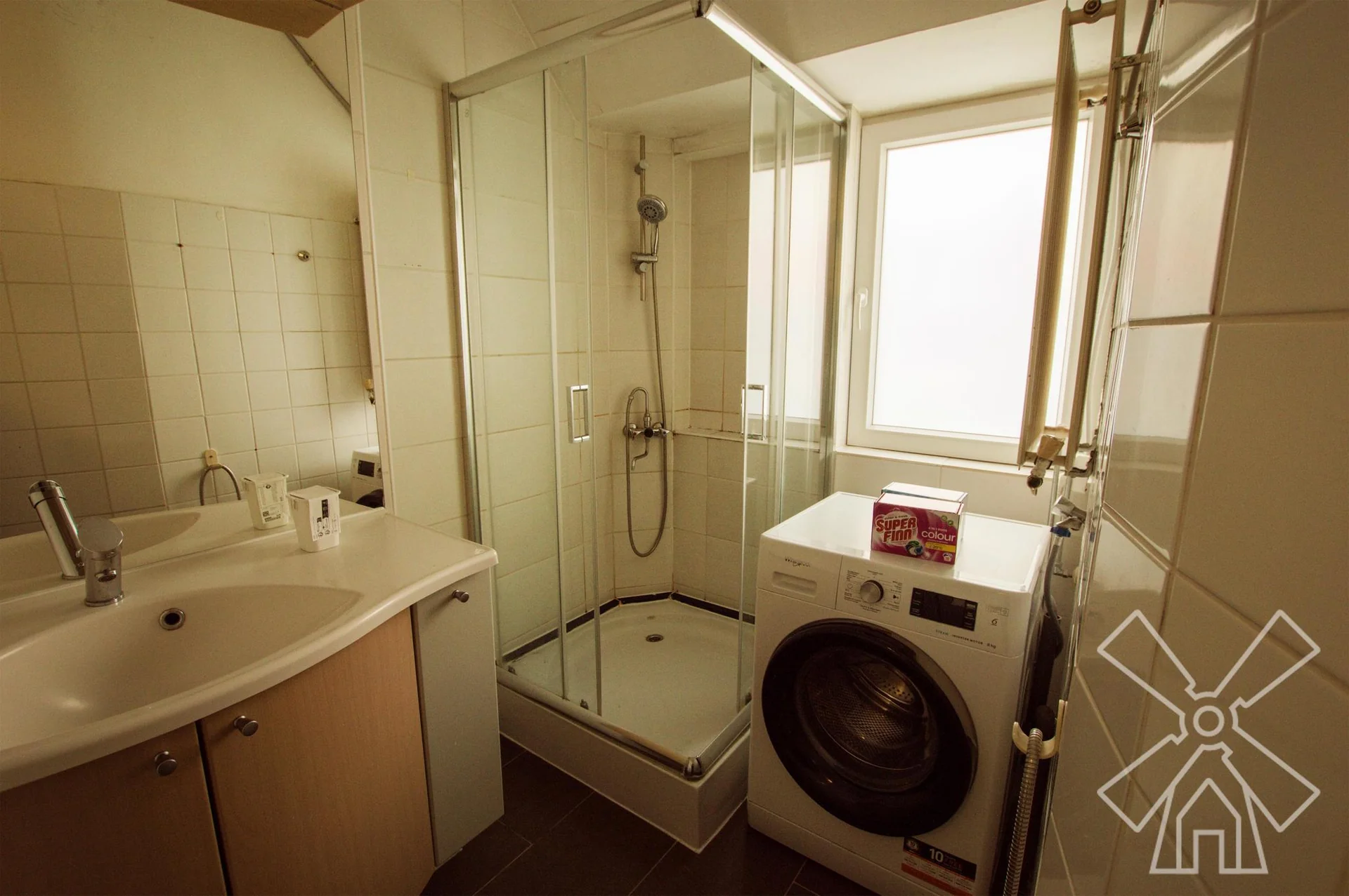Foto van de Kamer gelegen aan de Van den Berghstraat in Den Haag
