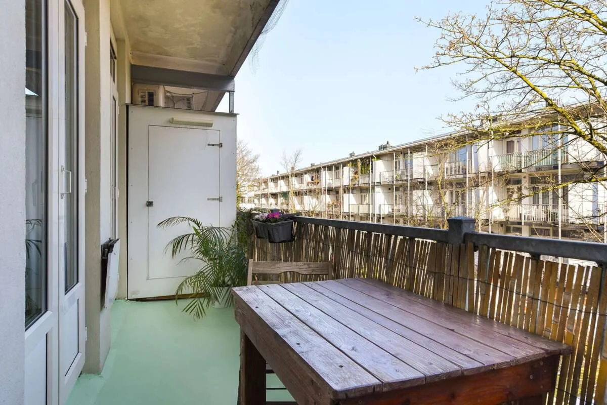 Foto van de Appartement gelegen aan de Hoofdweg in Amsterdam