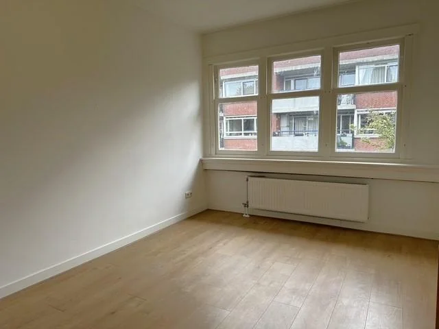 Foto van de Kamer gelegen aan de Donker Curtiusstraat in Rotterdam
