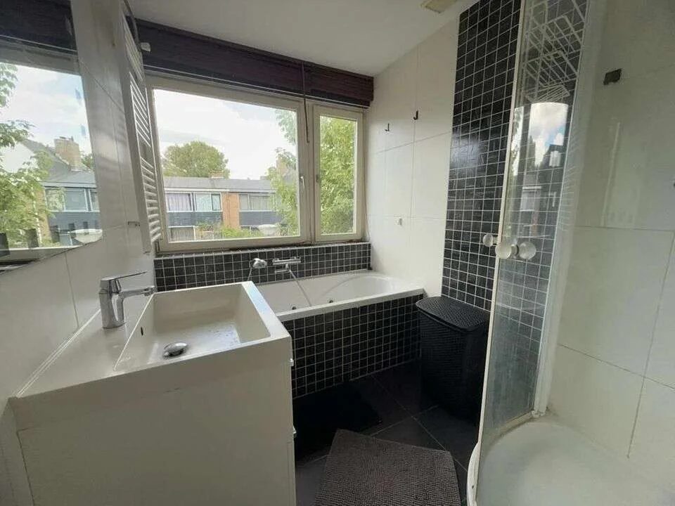 Foto van de Appartement gelegen aan de Maarten Lutherweg in Amstelveen