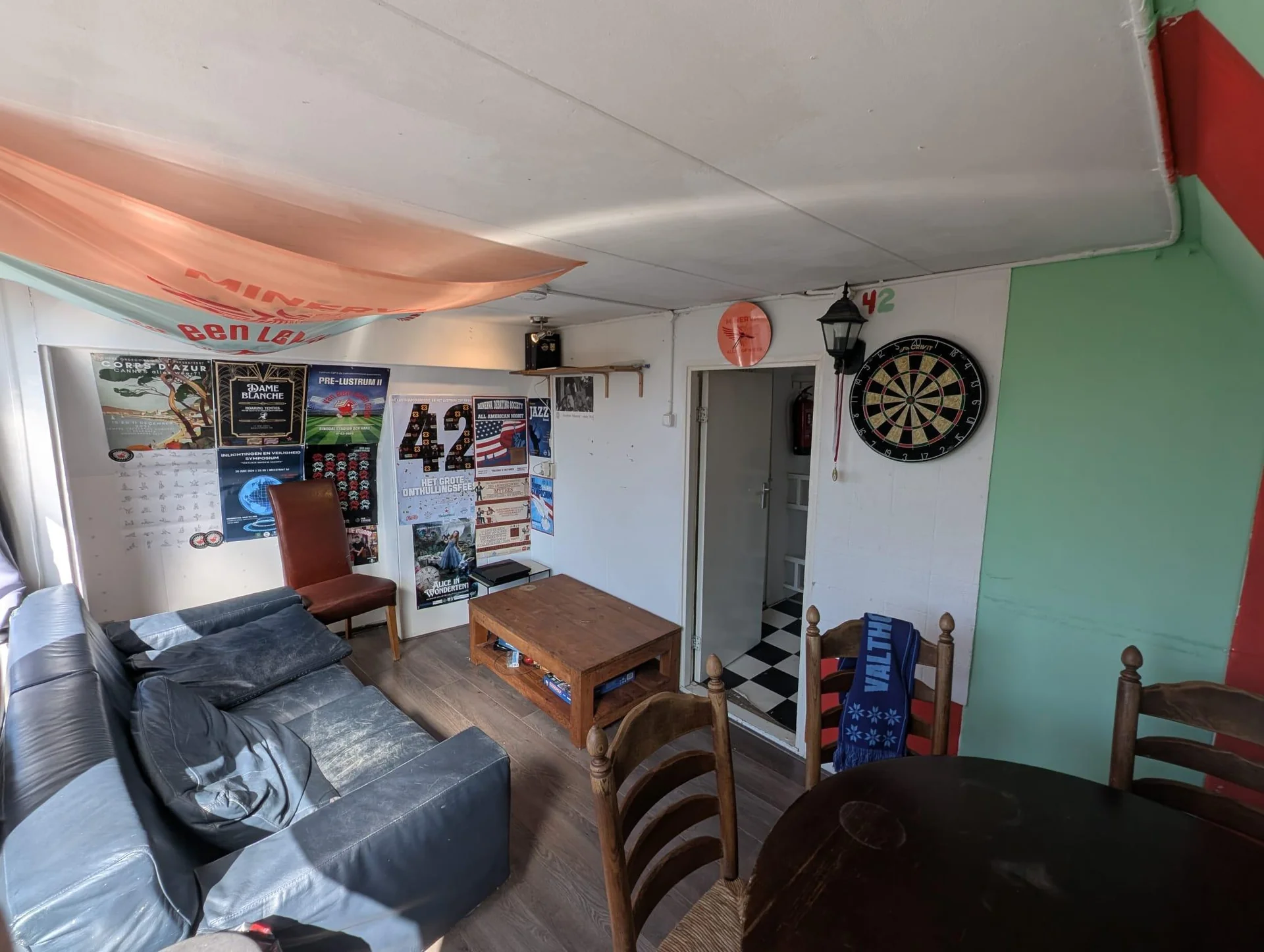 Foto van de Kamer gelegen aan de Lange Mare in Leiden