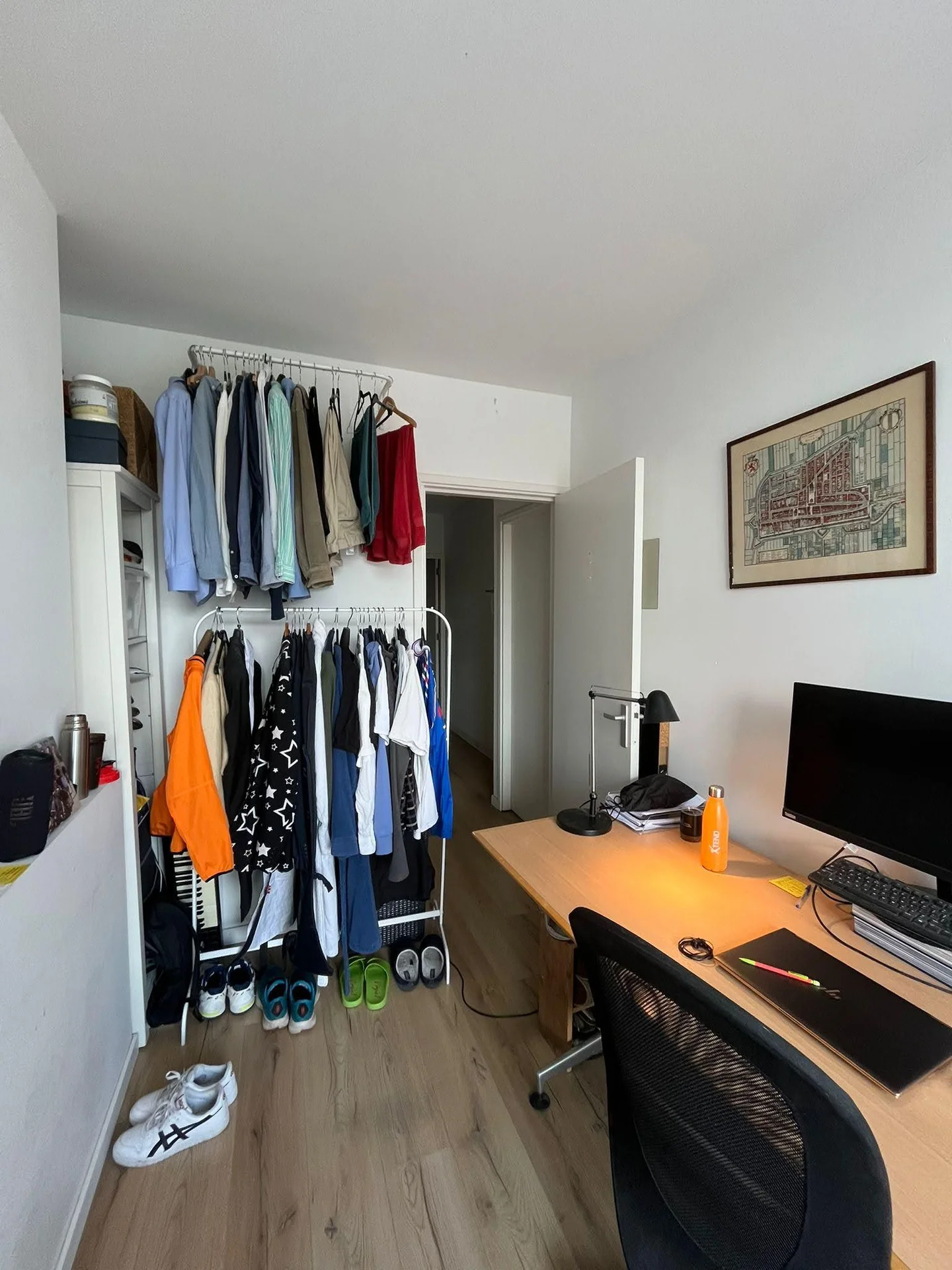 Foto van de Kamer gelegen aan de Mathenesserdijk in Rotterdam