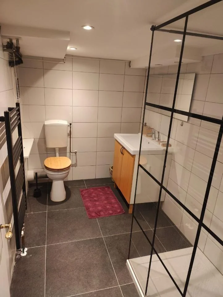 Foto van de Studio gelegen aan de Dordtsestraatweg in Rotterdam