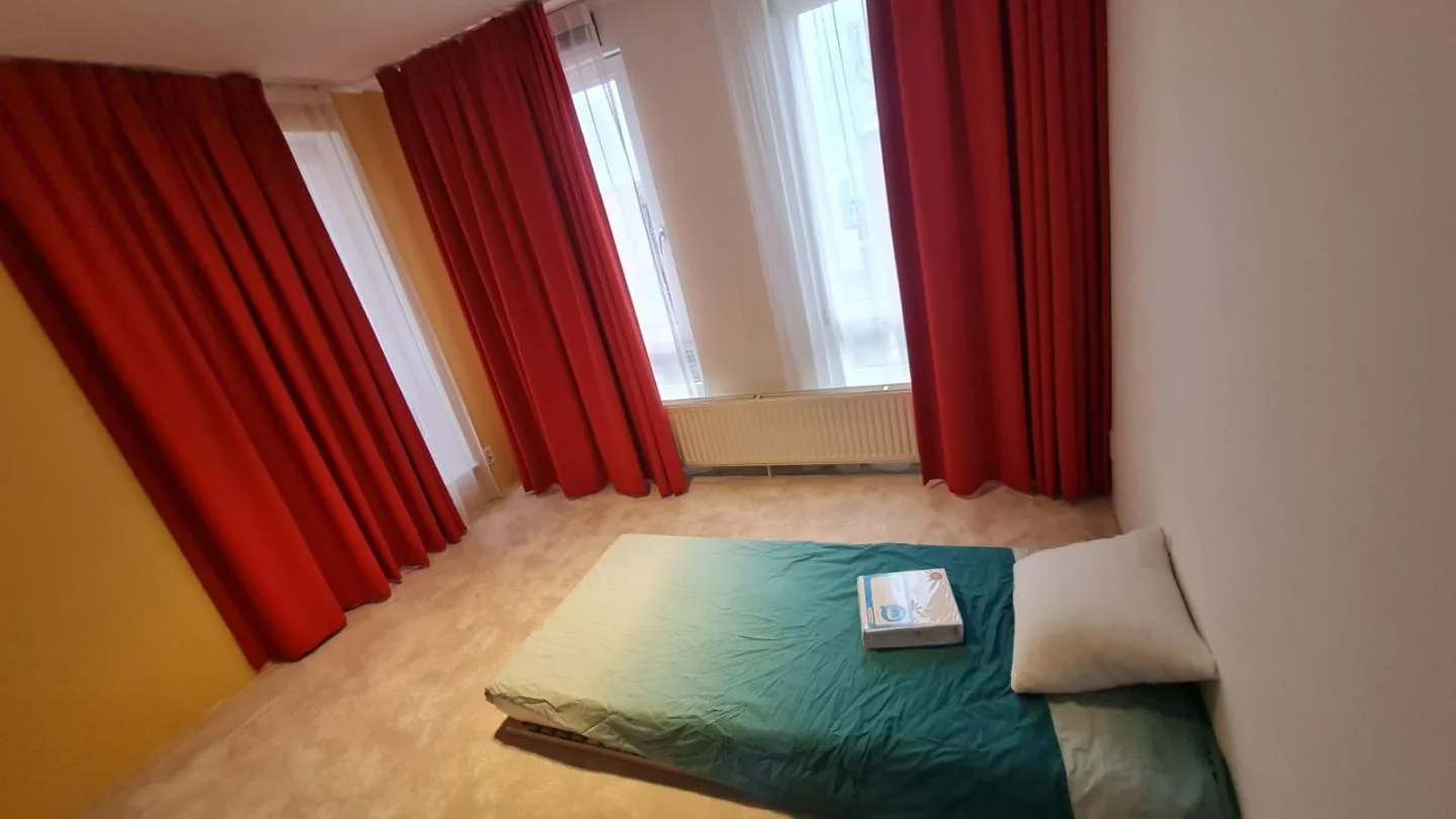 Foto van de Kamer gelegen aan de Alkmaarstraat in Amsterdam