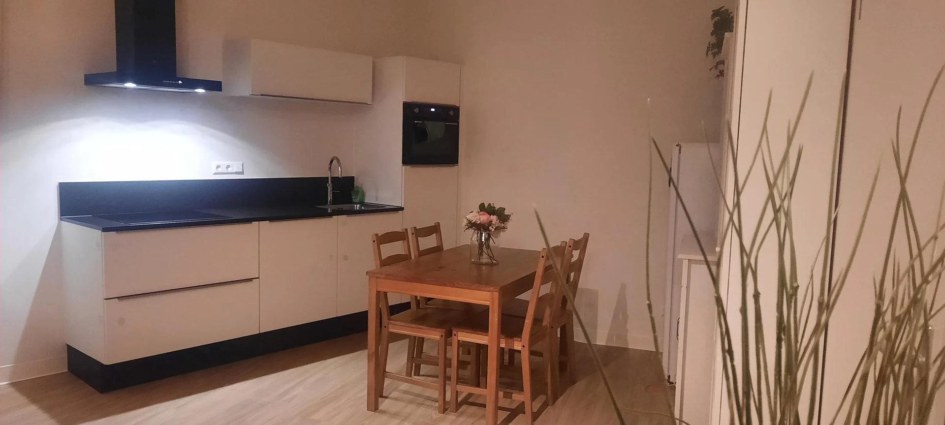 Foto van de Kamer gelegen aan de Bijlmerplein in Amsterdam