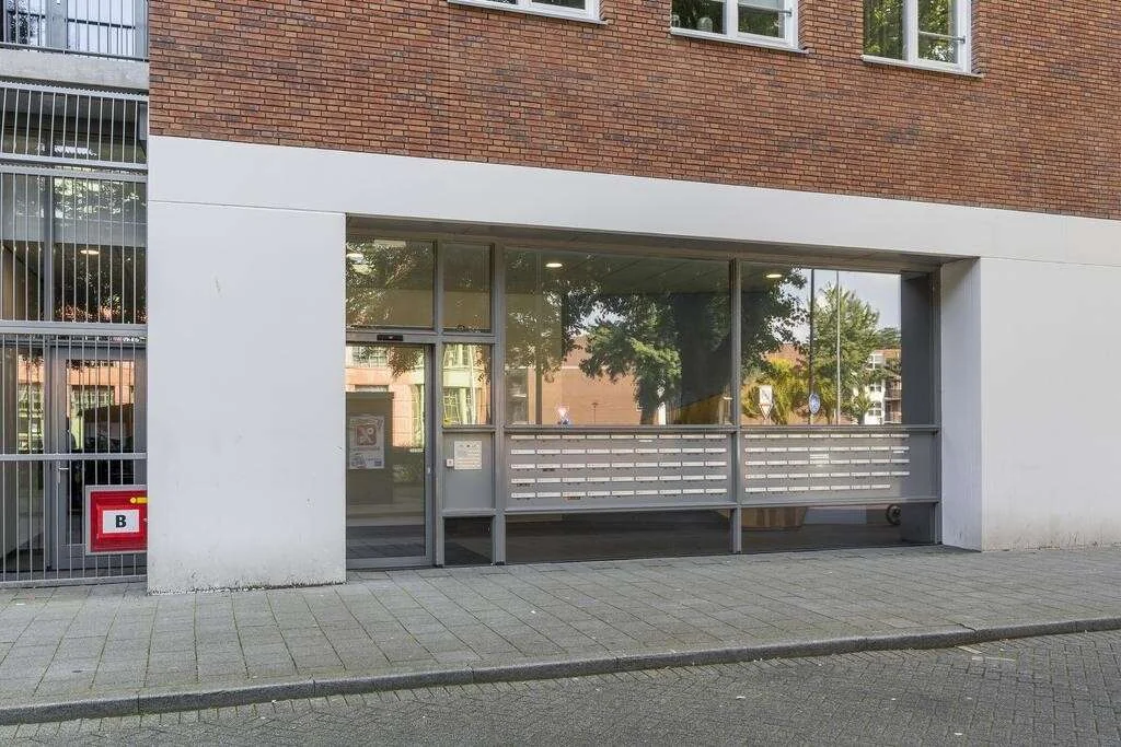 Foto van de Appartement gelegen aan de Chris Bennekerslaan in Rotterdam