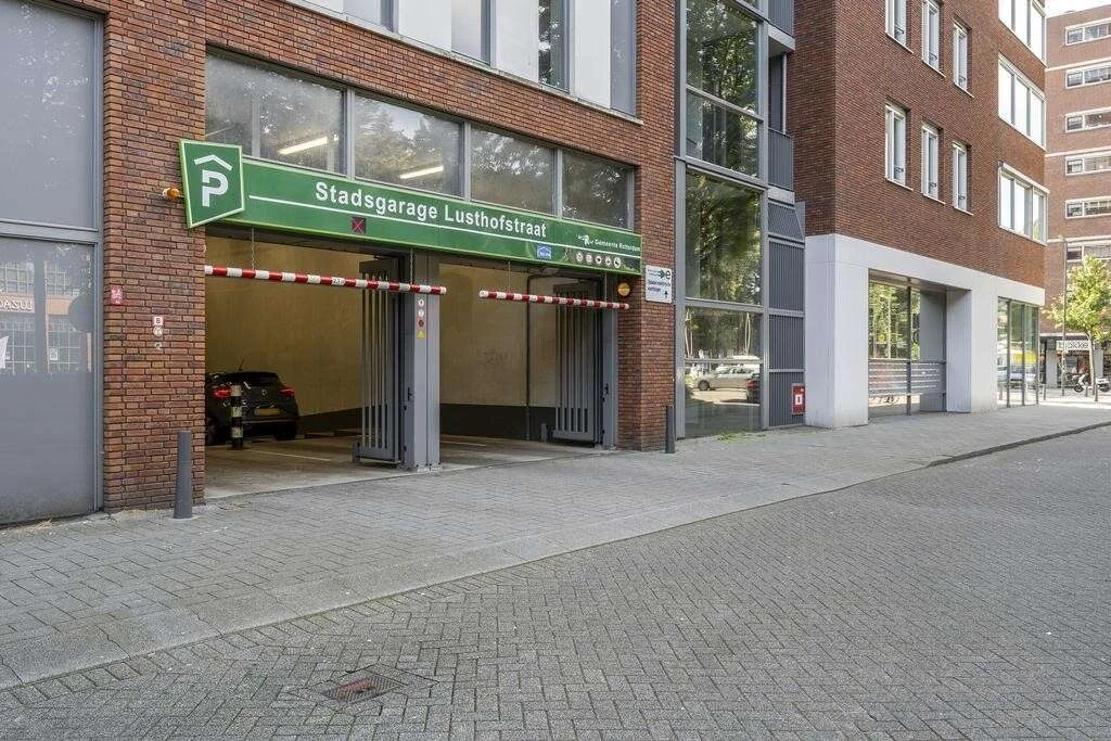 Foto van de Appartement gelegen aan de Chris Bennekerslaan in Rotterdam