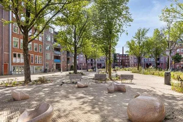 Foto van de Appartement gelegen aan de Iepenplein in Amsterdam