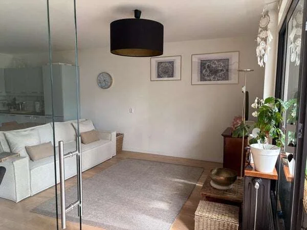 Foto van de Appartement gelegen aan de Iepenplein in Amsterdam