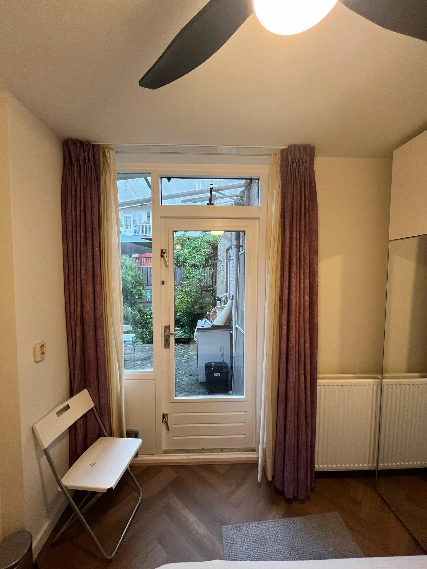 Foto van de Kamer gelegen aan de Tugelaweg in Amsterdam