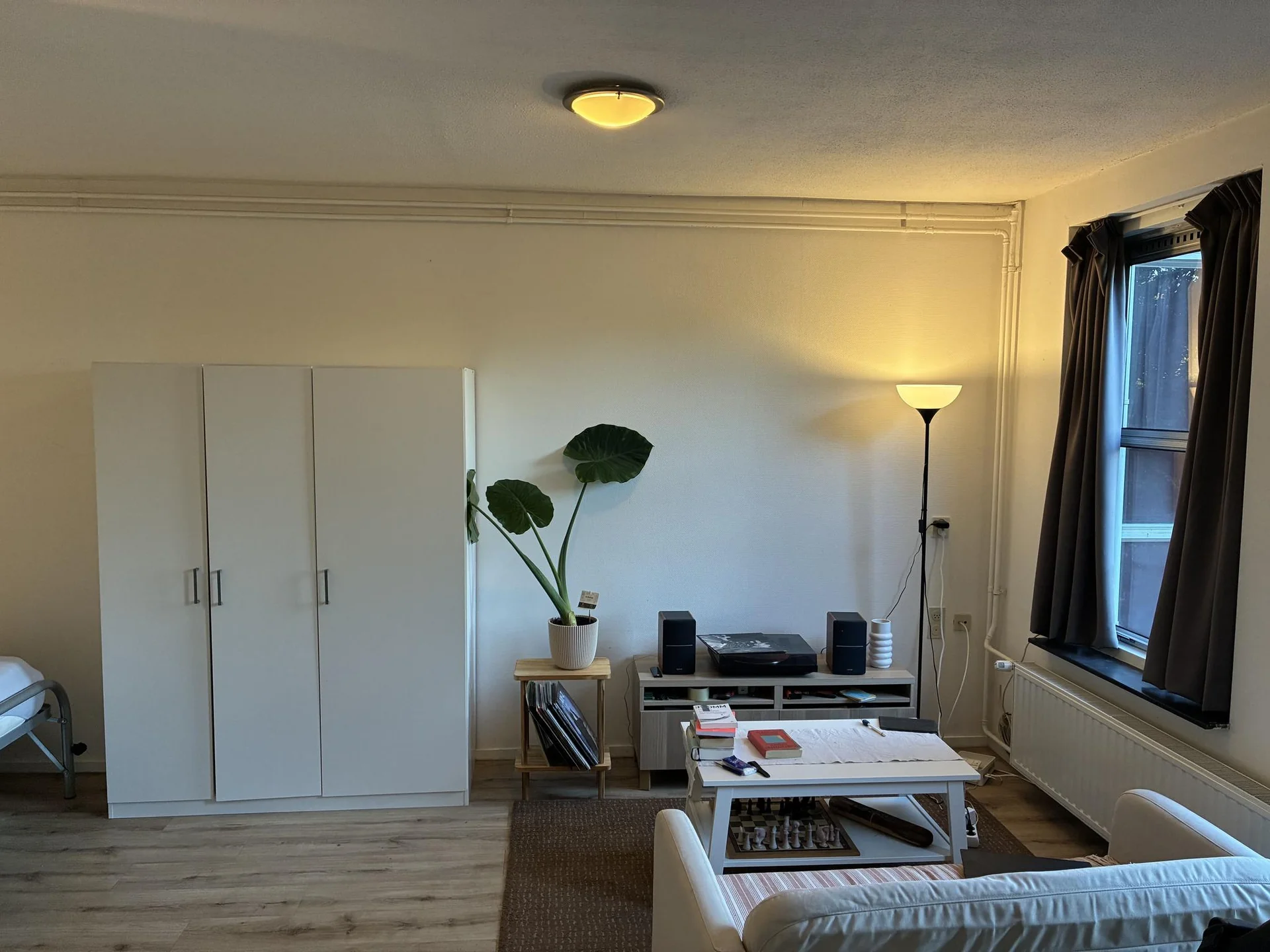 Foto van de Studio gelegen aan de Willem Beukelsstraat in Amsterdam