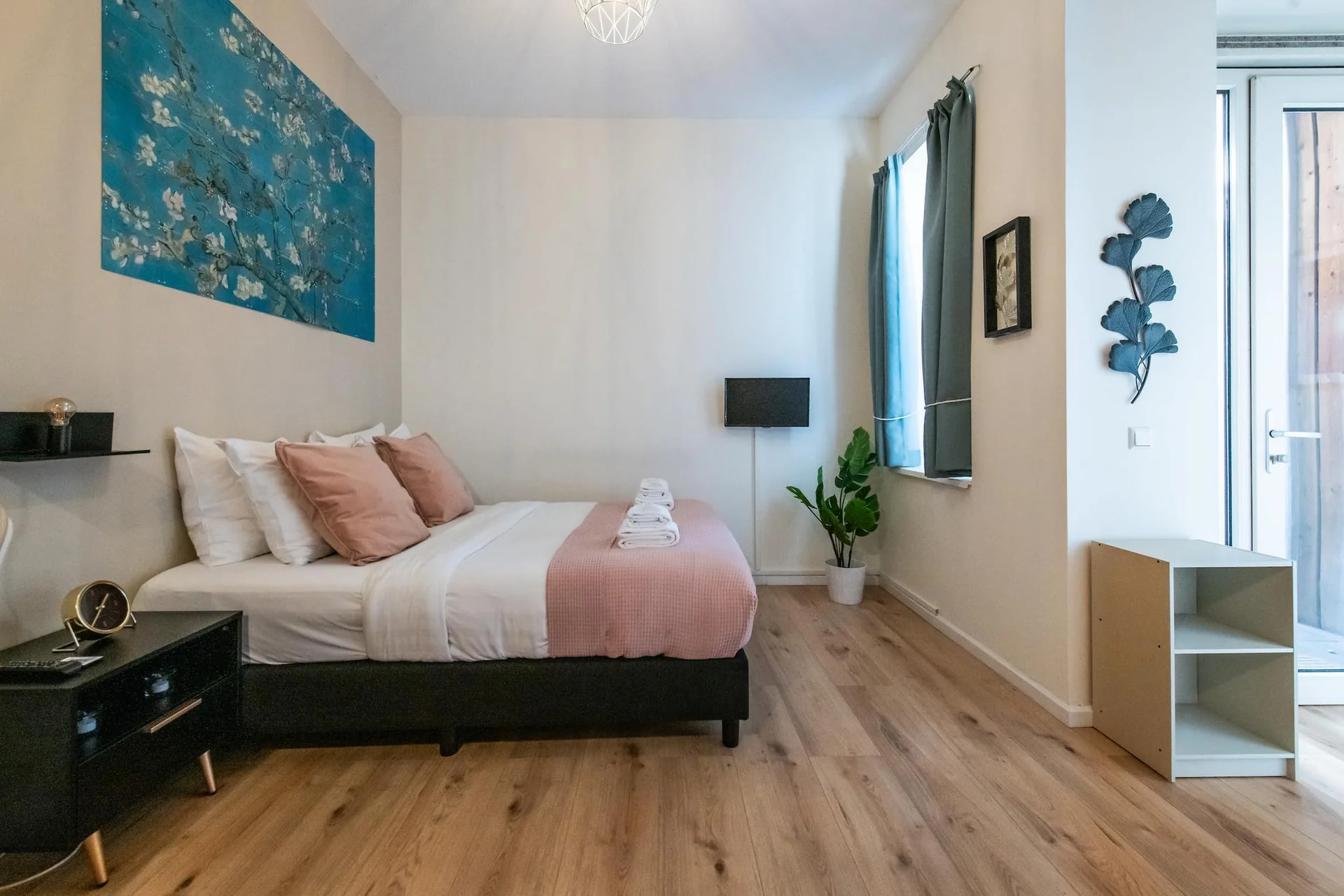 Foto van de Studio gelegen aan de Kaasjeskruidstraat in Amsterdam