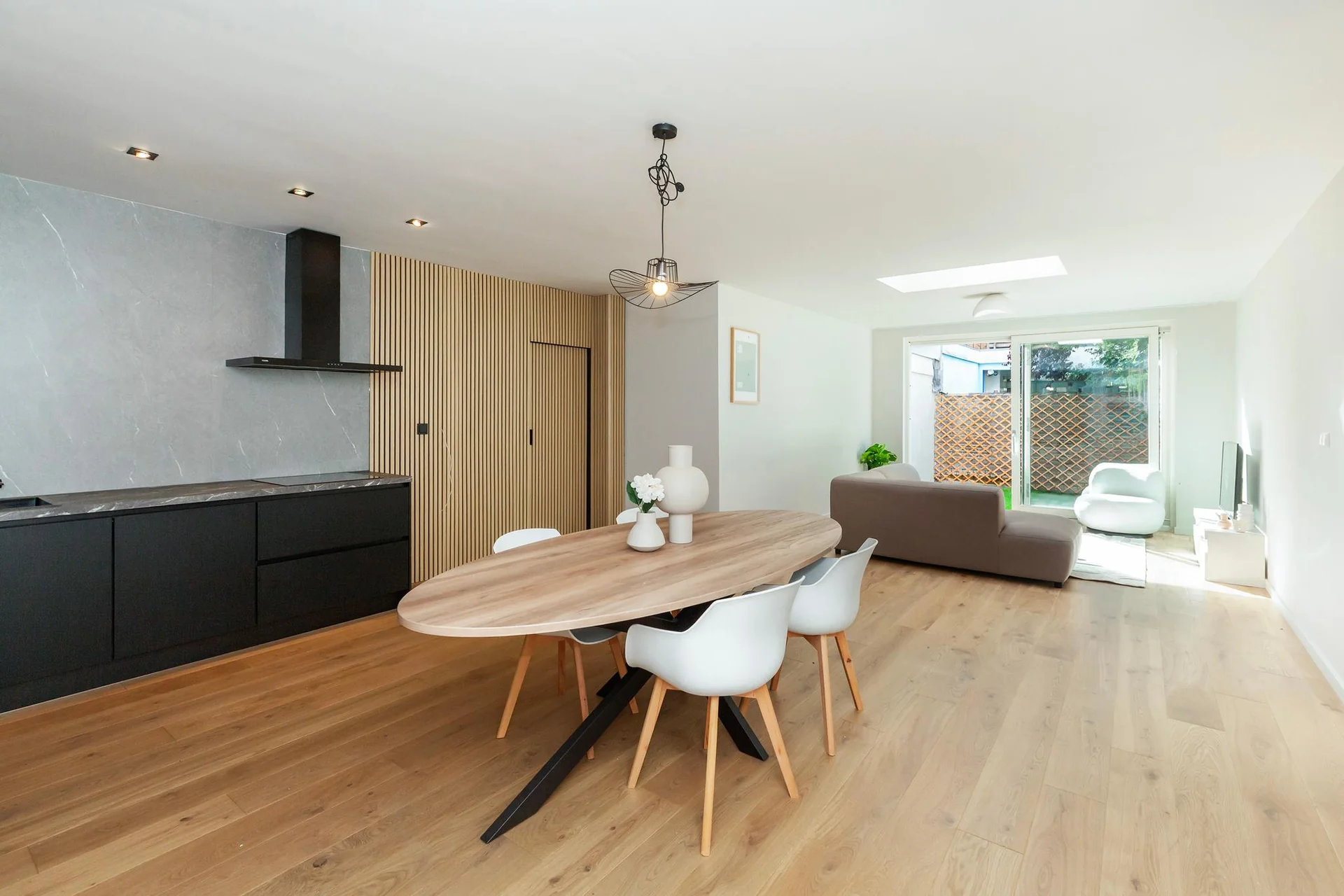 Foto van de Appartement gelegen aan de Rhododendronstraat in Den Haag