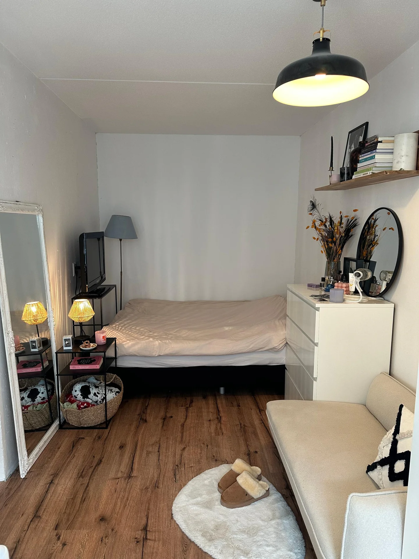 Foto van de Kamer gelegen aan de Waagdragerhof in Amsterdam