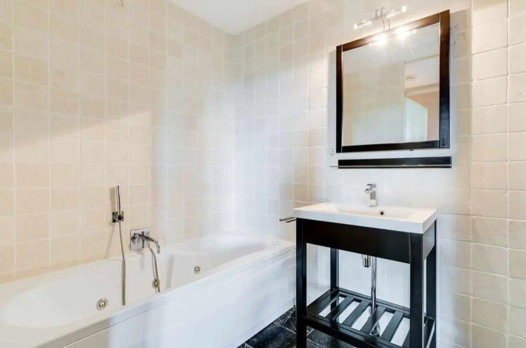 Foto van de Kamer gelegen aan de Wolbrantskerkweg in Amsterdam