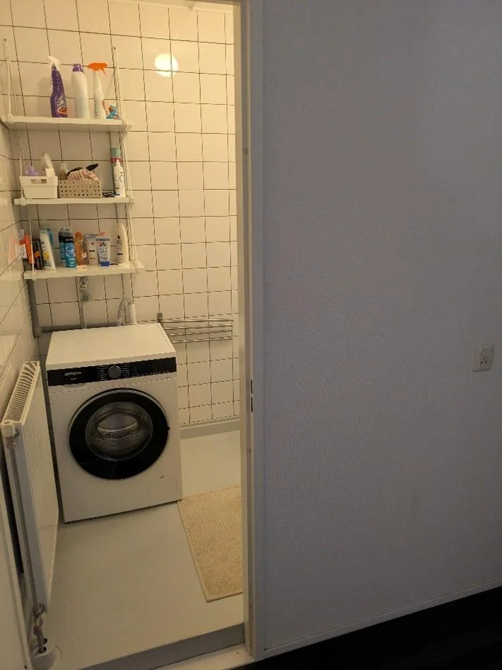 Foto van de Kamer gelegen aan de Gerrit van de Lindestraat in Rotterdam