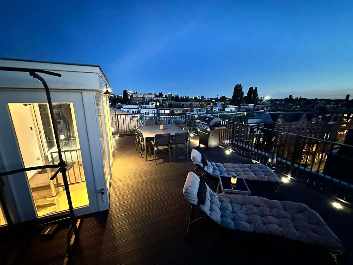 Foto van de Appartement gelegen aan de Koninginneweg in Amsterdam
