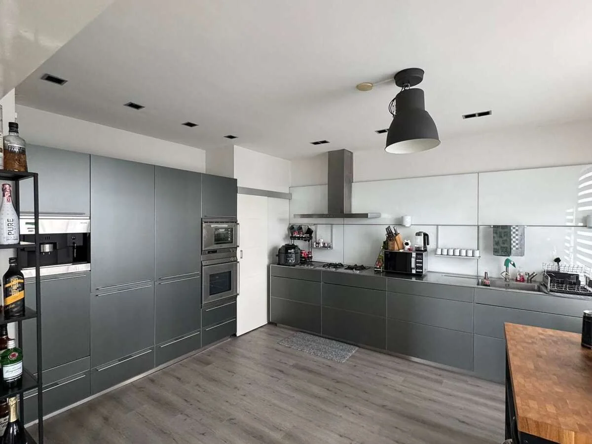 Foto van de Appartement gelegen aan de Koninginneweg in Amsterdam
