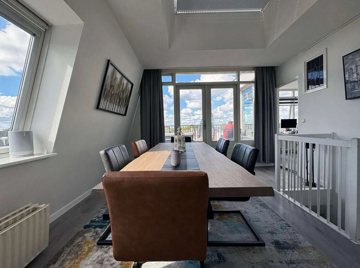 Foto van de Appartement gelegen aan de Koninginneweg in Amsterdam