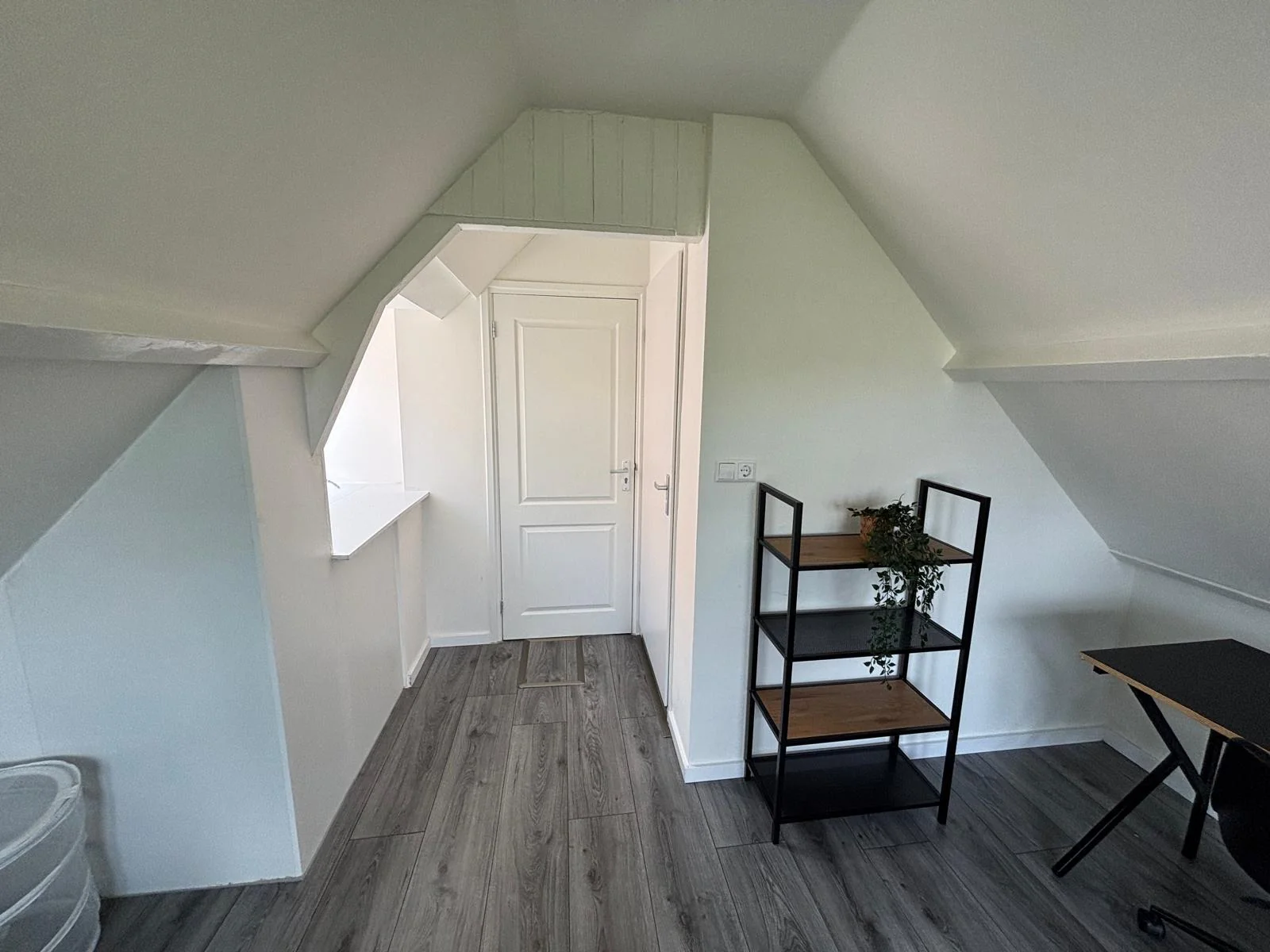 Foto van de Kamer gelegen aan de Woelwijkstraat in Rotterdam