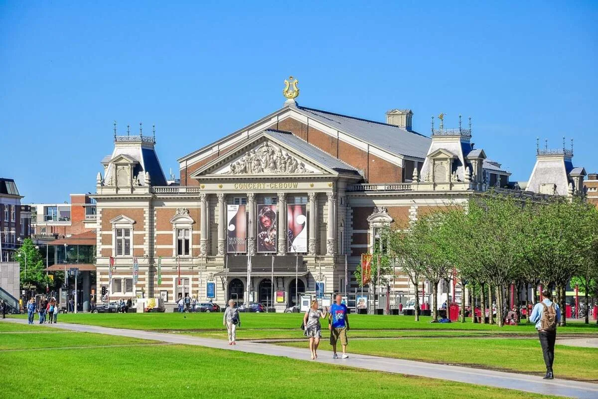 Foto van de Appartement gelegen aan de Ruysdaelstraat in Amsterdam
