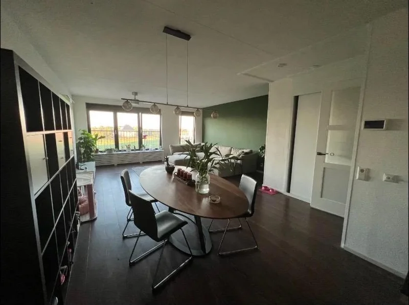 Foto van de Kamer gelegen aan de Simon Carmiggelthof in Den Haag