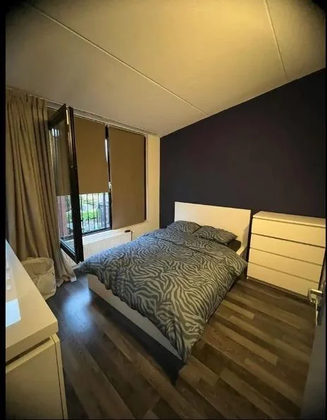 Foto van de Kamer gelegen aan de Simon Carmiggelthof in Den Haag