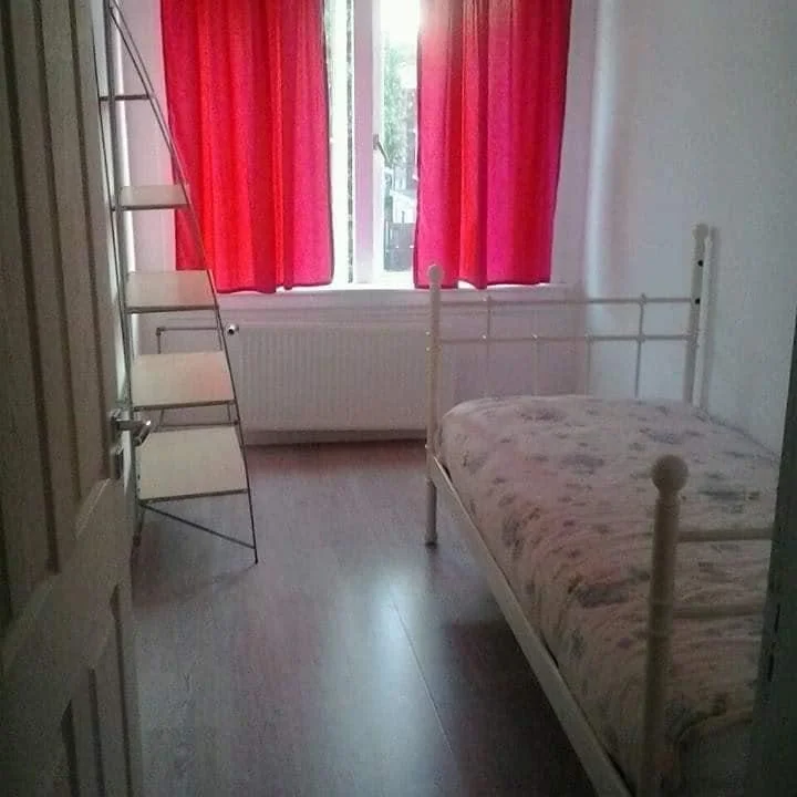Foto van de Kamer gelegen aan de Brinckerinckstraat in Den Haag