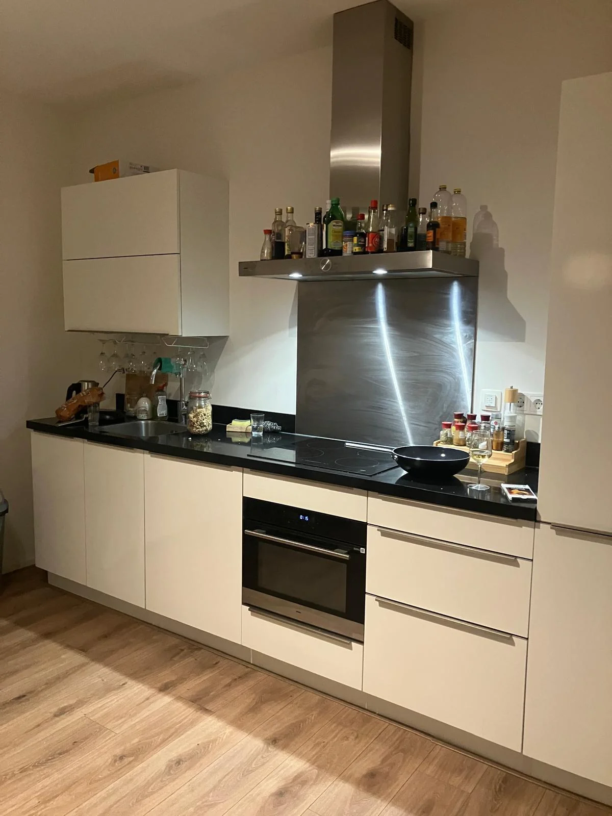 Foto van de Kamer gelegen aan de Haarlemmerweg in Amsterdam