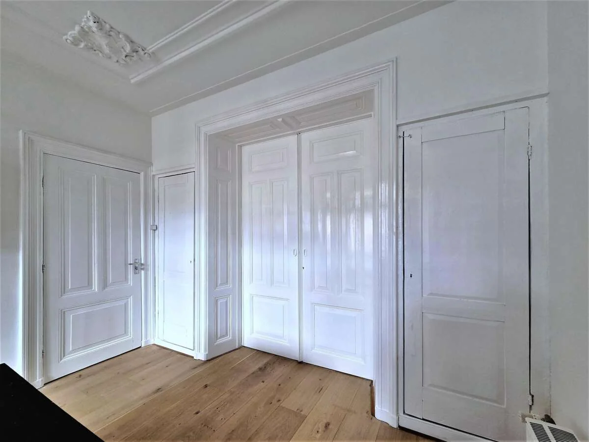 Foto van de Appartement gelegen aan de Jacob van Lennepkade in Amsterdam