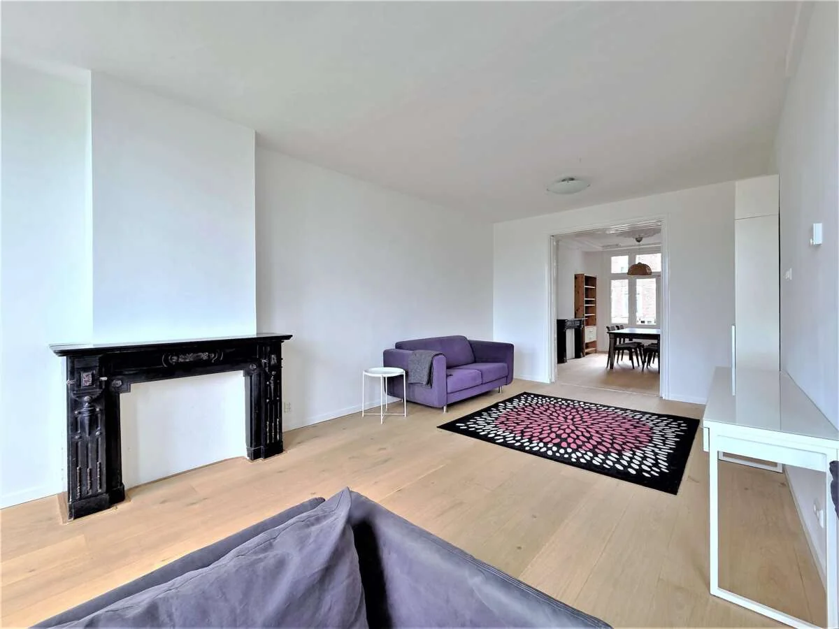 Foto van de Appartement gelegen aan de Jacob van Lennepkade in Amsterdam