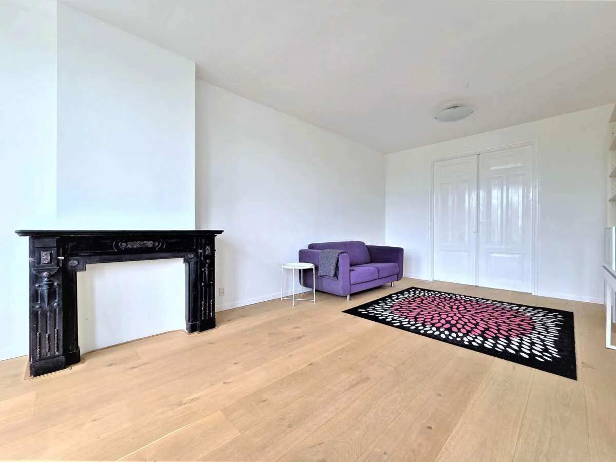 Foto van de Appartement gelegen aan de Jacob van Lennepkade in Amsterdam