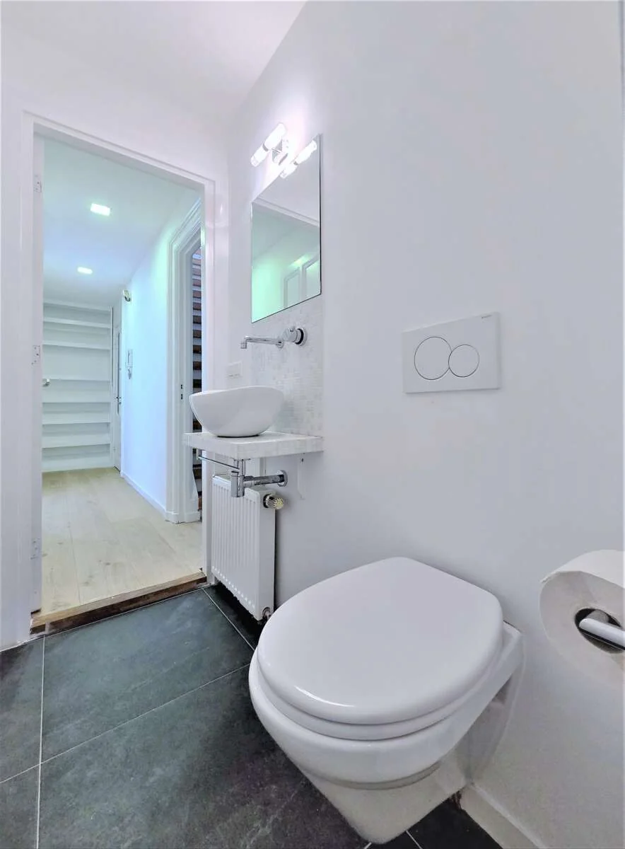 Foto van de Appartement gelegen aan de Jacob van Lennepkade in Amsterdam