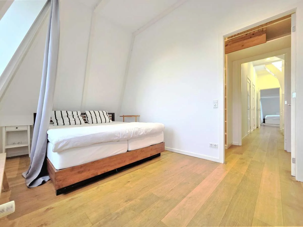Foto van de Appartement gelegen aan de Jacob van Lennepkade in Amsterdam
