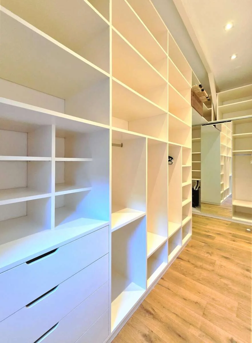 Foto van de Appartement gelegen aan de Jacob van Lennepkade in Amsterdam