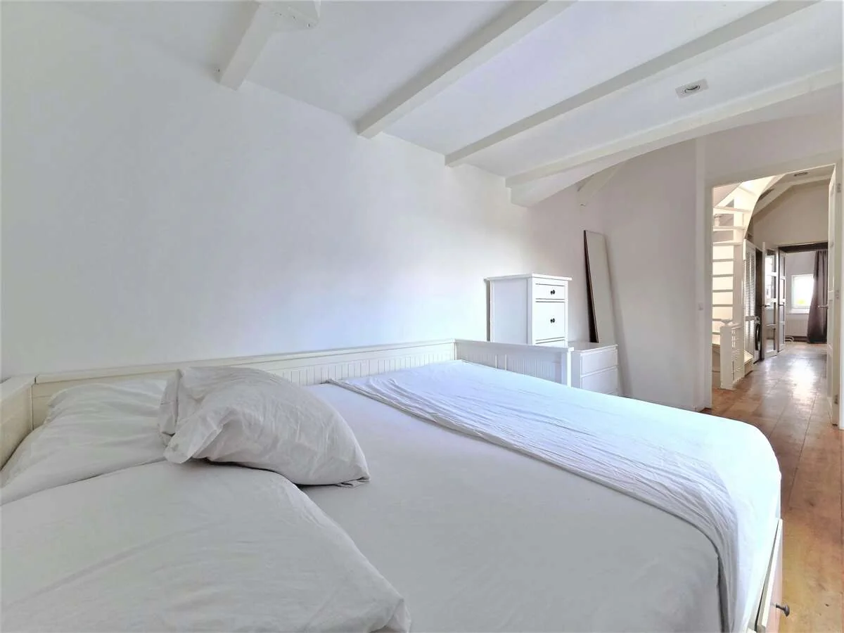 Foto van de Appartement gelegen aan de Jacob van Lennepkade in Amsterdam