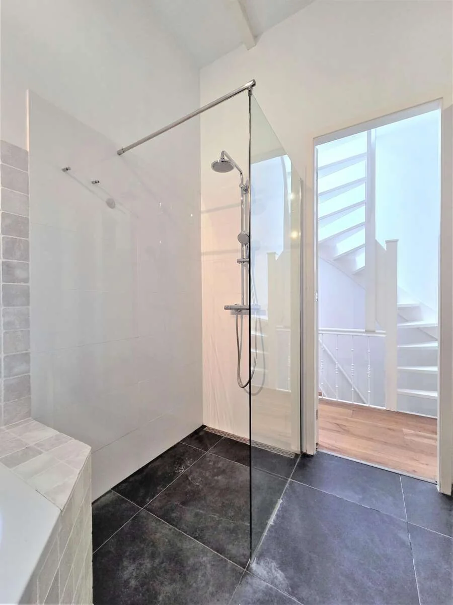 Foto van de Appartement gelegen aan de Jacob van Lennepkade in Amsterdam