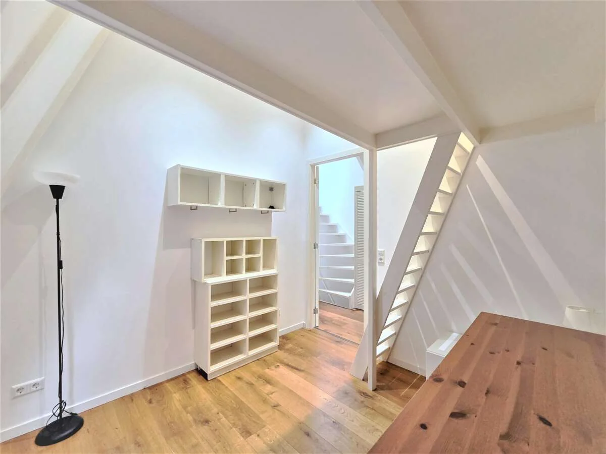 Foto van de Appartement gelegen aan de Jacob van Lennepkade in Amsterdam
