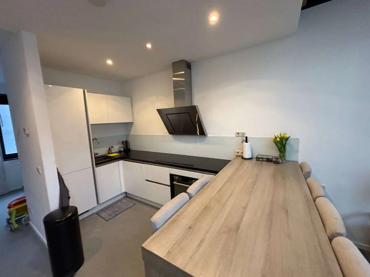 Foto van de Appartement gelegen aan de Kaasjeskruidstraat in Amsterdam