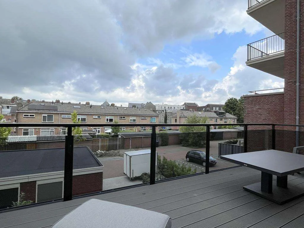 Foto van de Appartement gelegen aan de Rijsdijk in Krimpen aan de Lek