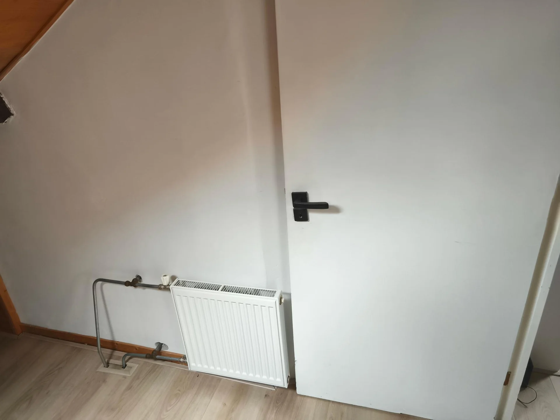 Foto van de Kamer gelegen aan de Van Ruysbroekstraat in Den Haag
