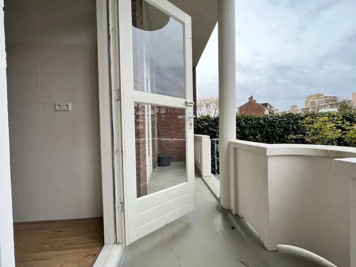 Foto van de Appartement gelegen aan de Veenendaalkade in Den Haag