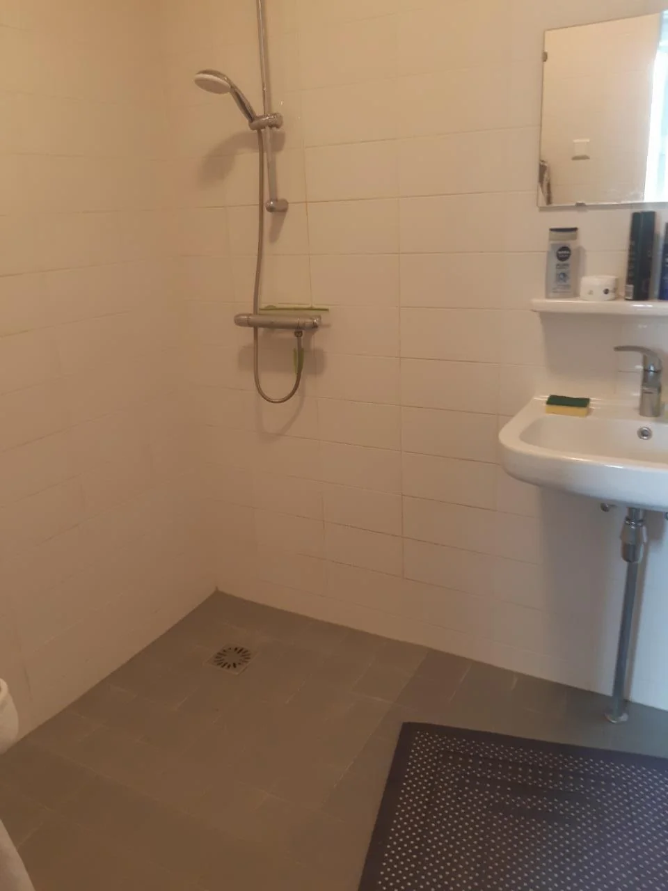 Foto van de Kamer gelegen aan de van Leydenstraat in Warmond