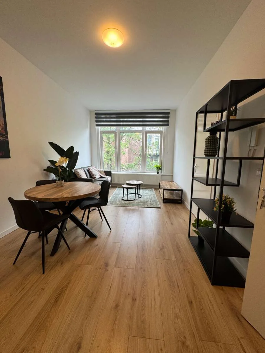 Foto van de Appartement gelegen aan de Middellandplein in Rotterdam